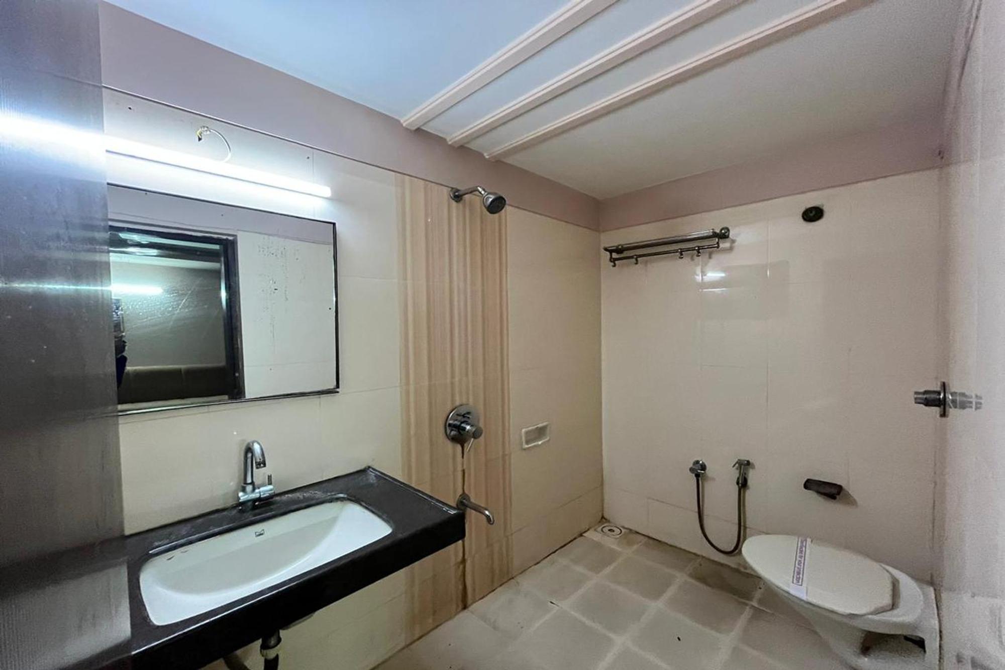 Hotel Shailly Inn Ahmedabad Exterior foto
